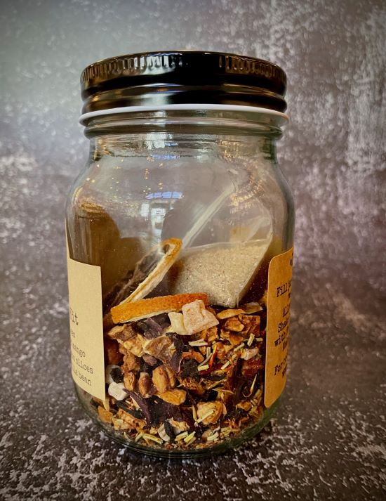 Sisters & Spice Seasonal Cocktail Kit